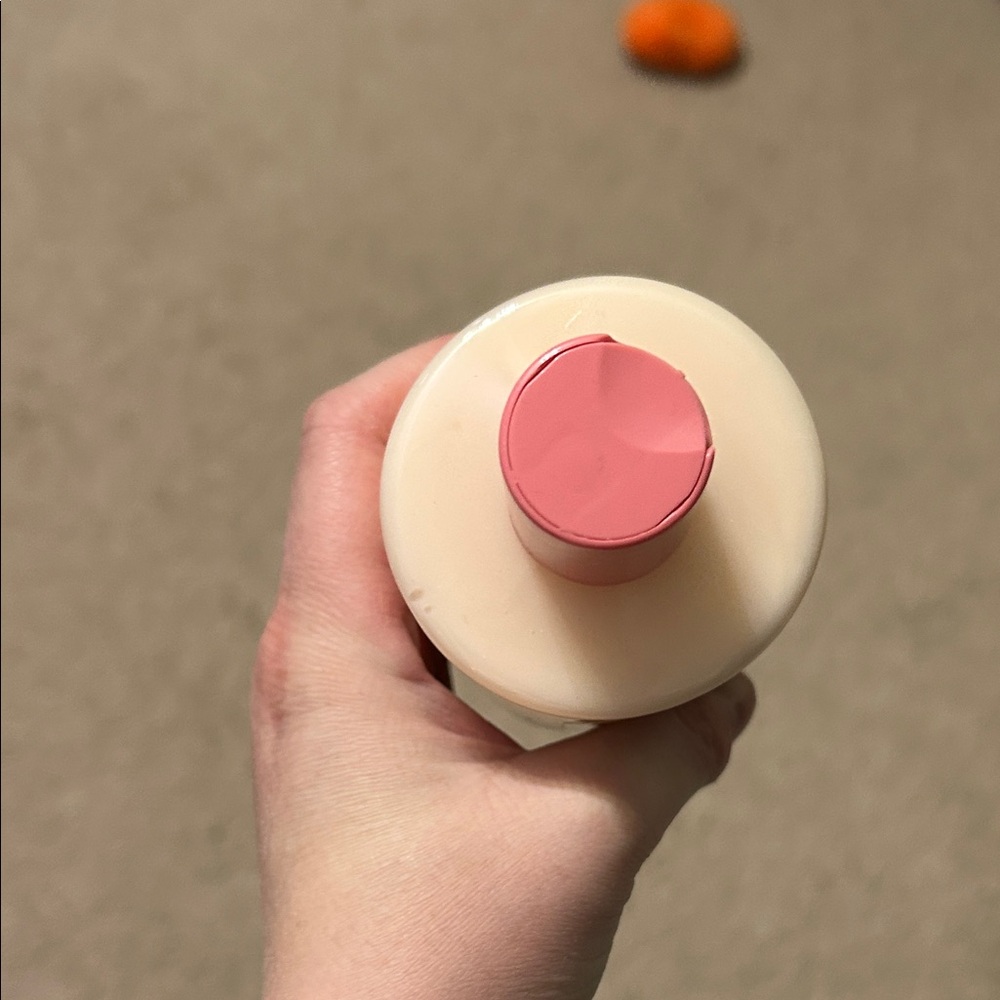 Soap & Glory Clean On Me Shower Gel in Pink and Cream - Picture 5 of 5